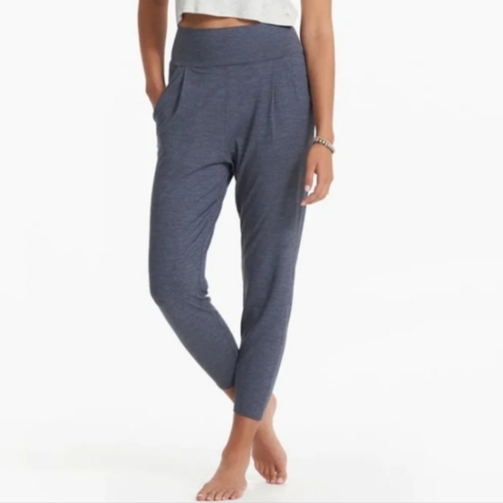 Vuori Lux Harem Joggers In Heathered Blue Gray